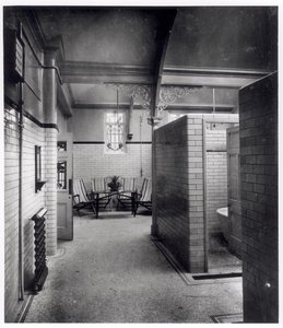 Cubículos privados y área de espera de Bramley Baths, Leeds