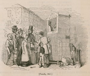 Una multitud se reúne para ver un espectáculo de Punch & Judy de English School