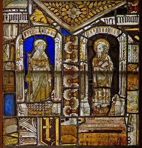 Un panel en la ventana este que representa a Santiago con San Pablo con la hierba Gromwell arriba de English School