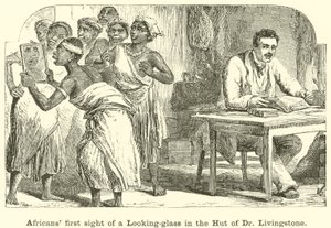 Africanos viendo un espejo por primera vez en la cabaña del Dr. Livingstone