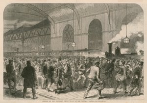 Llegada del tren de un centavo de los trabajadores a la Estación Victoria de English School