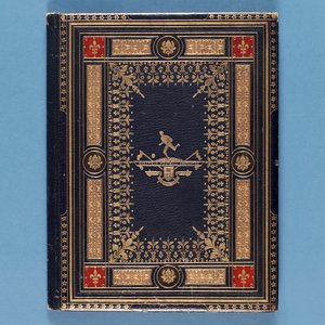 Portada de una dirección presentada por la Asociación de Fútbol de Sheffield a William Pierce-Dix con motivo de su retiro como Secretario, 1882 de English School