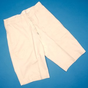Pantalones cortos de franela crema, principios del siglo XX de English School