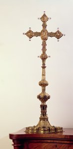 Cruz diseñada por Antonio de Macerata