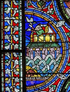 (detalle) de una de las Ventanas de la Biblia que representa a Noé recibiendo a la paloma en el arca de English School