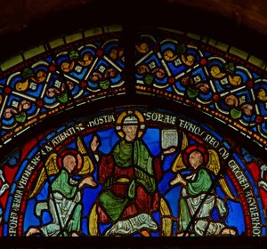 (detalle) de la ventana este de la Capilla de la Trinidad que representa a Cristo en Gloria de English School