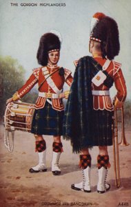Tamborilero y músico de banda de los Gordon Highlanders (litografía en color) de English School
