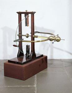 Máquina de placa electrostática, según un diseño de Jan Ingenhousz (1730-99) de English School