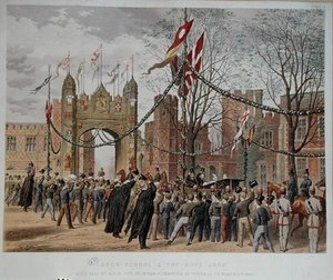 Escuela de Eton y el Arco de los Niños. Visita de S.A.R. la Princesa Alexandra (1844-1925) de Dinamarca, 9 de marzo de 1863 (grabado en color)