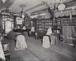 Departamento de cortinas y tapicería, Harrods de English School