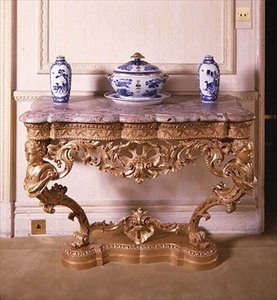 Mesa consola tallada de Jorge II, c.1750 de English School