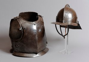 Casco, peto y espaldar, mediados del siglo XVII de English School