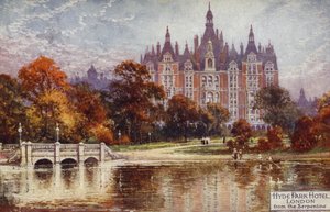 Hotel Hyde Park, Londres, desde el Serpentine de English School