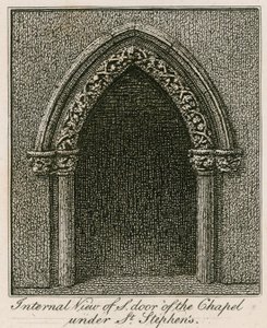Vista interior de la puerta sur de la Capilla bajo San Esteban de English School