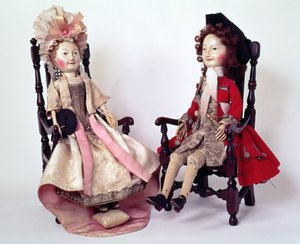 Lord y Lady Clapham, muñecos de madera hechos en el período de William y Mary, finales del siglo XVII, c.1680s