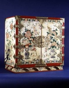 Gabinete pintado de English School