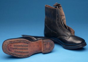 Par de botas de minero Holdfast, principios de 1900s de English School