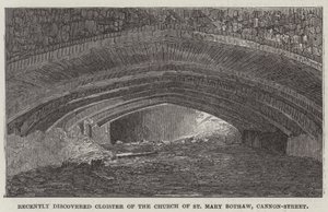 Claustro recientemente descubierto de la Iglesia de Santa María Bothaw, Cannon-Street de English School