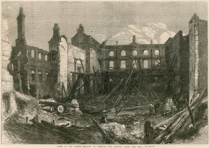 Ruinas del Teatro Surrey el martes, la mañana después del incendio de English School
