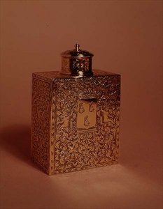 Caja de té, decorada al estilo de Gribelin, c.1700 (plata dorada)