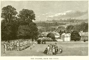 El colegio, desde el campo de English School