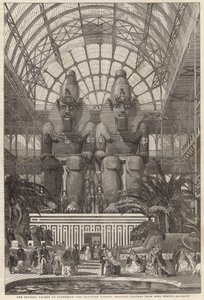 El Crystal Palace en Sydenham; La Avenida Egipcia, figuras colosales de Aboo Simbel de English School