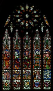 La ventana este que representa el Juicio Final: Cristo, Virgen María, San Juan Bautista (ventana de rosetón - interna)