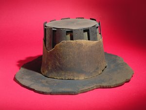 El sombrero del juez John Bradshaw, siglo XVII de English School