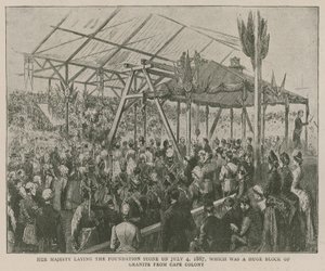 El Instituto Imperial: Su Majestad colocando la primera piedra el 4 de julio de 1887, que era un gran bloque de granito de Cape Colony