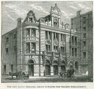 El Nuevo Teatro Savoy, frente al Thames Embankment de English School