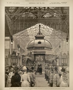 La Reina en la Exposición de Liverpool: Su Majestad nombrando caballero al alcalde de Liverpool en el estrado de la galería central, de The Illustrated London News, 22 de mayo de 1886