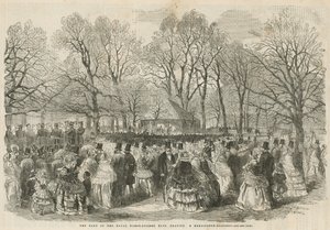 La banda de los Royal Horse Guards Blue tocando en Kensington Gardens de English School