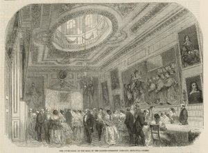 La sala de audiencias en el salón de la Compañía de Barberos-Cirujanos, Monkwell Street, Londres