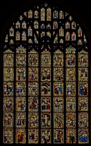 La ventana este que representa vidrio de la Escuela de Norwich (C15) Paneles reubicados de English School