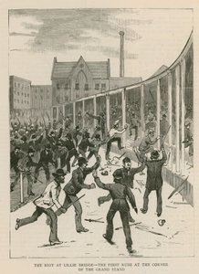 El motín en Lillie Bridge, Londres: El primer asalto en la esquina de la tribuna principal de English School