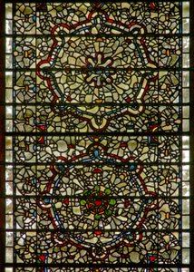 Ventana Cinco-Hermanas que representa grisalla de English School