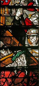 Ventana w13 que representa la Vía Crucis de English School