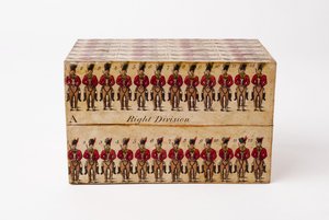 Caja de taladro de madera de English School