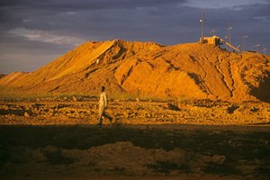 Mina de estaño en la meseta de Jos, Nigeria, África