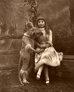 Alicia y el lirón, 1887