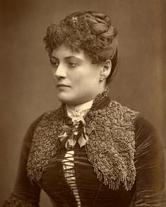 Sophie Eyre, actriz británica, 1887 de Ernest Barraud