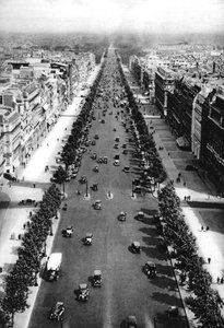 Vista de la Avenida de los Campos Elíseos, París, 1931