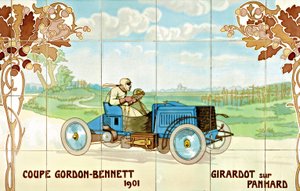 Girardot conduciendo un coche Panhard en la Copa Gordon Bennet de 1901: azulejos de cerámica fabricados por Gilardoni Fils et Cie de París, según un dibujo de Ernest Montaut (1878-1909). de Ernest Montaut
