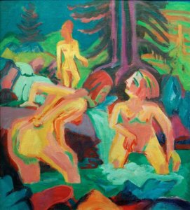 Mujeres desnudas bañándose en el arroyo de la montaña