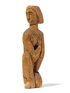 Arrodillada, cabeza hacia la izquierda, mano derecha en el pecho izquierdo, 1912