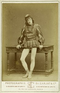 Charley en el papel de Jehan Frollo de Etienne Carjat