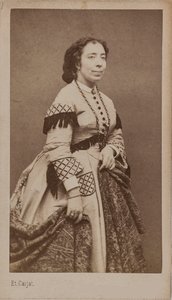 Retrato de la cantante y compositora Pauline Viardot 1821-1910, entre 1860 y 1865 de Etienne Carjat