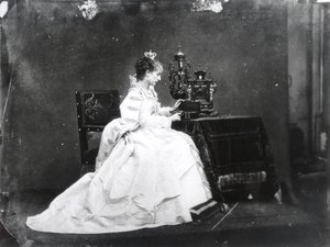 Sarah Bernhardt (1844-1923) en el papel de Marie de Neubourg en 
