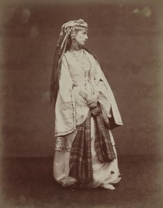 Sarah Bernhardt in "Zaire" by Voltaire de Etienne Carjat
