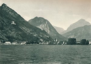 Riva del Garda desde el Lago de Garda, Italia, 1927